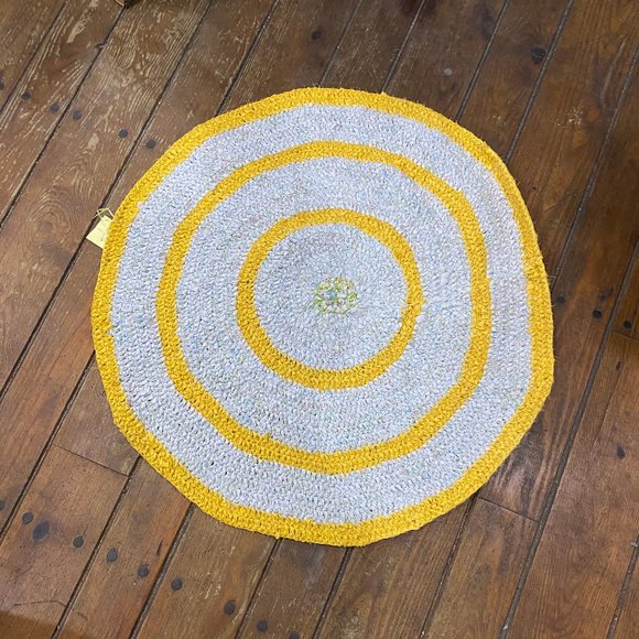 Hand Crafted Accents Rag Rug Round Hand Crocheted Crochet 38 In